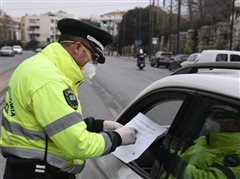 Κορονοϊός: Τα μέτρα για την Πρωτομαγιά - Μπλόκα σε βουνά, πάρκα και θάλασσα