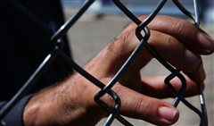 Κορωνοϊός: Κλείνει η υπηρεσία ασύλου - Παρατείνονται οι άδειες διαμονής