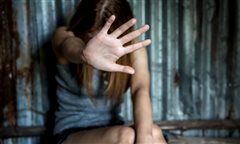 Σοκ στη Θεσσαλονίκη: Επτά μαθητές ασέλγησαν σε 14χρονη συμμαθήτριά τους