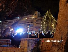 Καλαμαριά: Ανάβουν τα δέντρα στις γειτονιές με μελομακάρονα και κρασί για όλους!