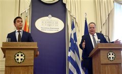Συνάντηση Κοτζιά-Ντιμιτρόφ στις Βρυξέλλες