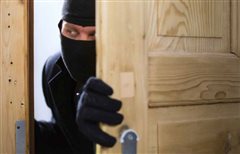 Καλαμαριά - Έκλεψαν χρυσαφικά από διαμέρισμα