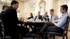 Σύσκεψη για τον κοροναϊό υπό τον Πρωθυπουργό