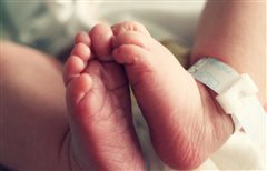 Νεο σοκ με νεκρό νεογέννητο - Φρουρούμενη νοσηλεύεται η μητέρα