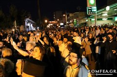 Πλήθος πιστών υποδέχτηκε την Τίμια Ζώνη στη Θεσσαλονίκη