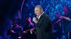 Χριστούγεννα 2025 με τον Αντώνη Ρέμο στην Πλατεία Αριστοτέλους