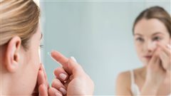 Κορονοϊός: Πόσο αυξάνουν τον κίνδυνο οι φακοί επαφής