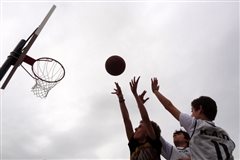 Τουρνουά μπάσκετ ρίχνει «τάπα» στη βία και στο ρατσισμό