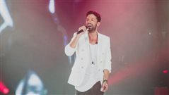 Κάτω από 3 λάθη είσαι μπουζουκόβιος: Θα βρεις τον στίχο που λείπει στο κουίζ που δεν κάνει 10/10 ούτε ο Θεοφάνους;