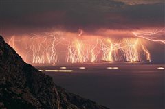 Πάνω από 155.000 κεραυνοί την Δευτέρα στην Ευρώπη!