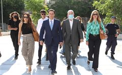 Ούτε φωτογραφία: Καταλάβατε τι συνέβη κατά τη σημερινή άφιξη του Πέτρου Φιλιππίδη στο δικαστήριο;